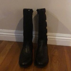 Nice never used kid boots